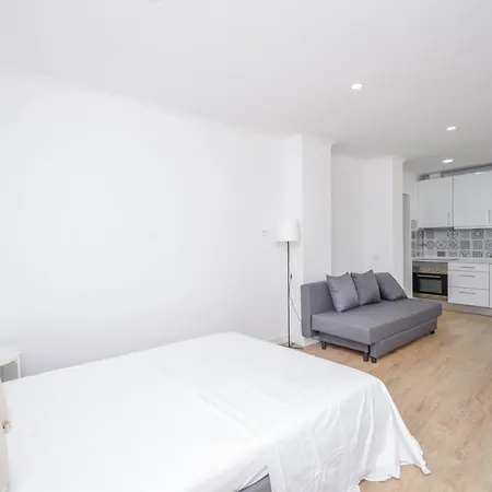 Apartamento Laranjal 7 *