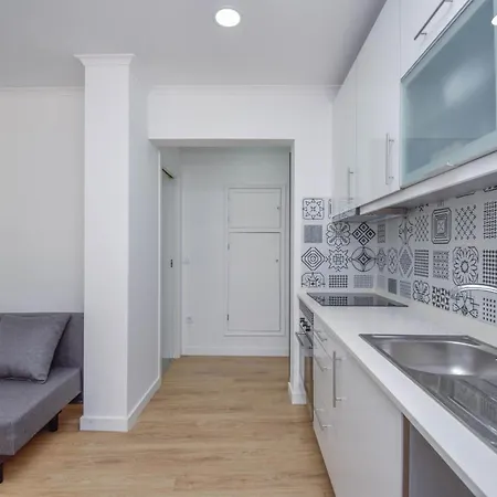 Apartament Laranjal 7 *